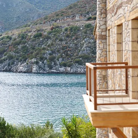 Apartment Into The Blue