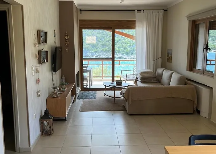 Into The Blue Apartment *