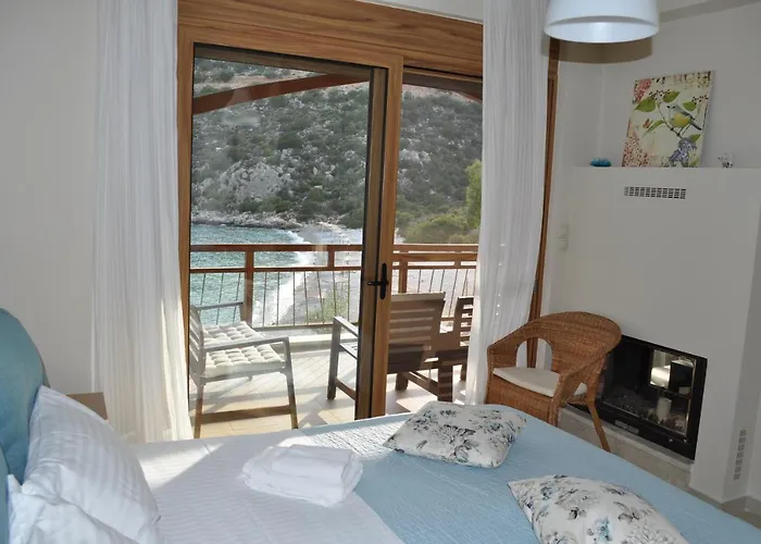 Into The Blue Apartment